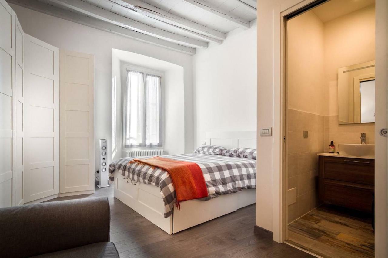Joivy Chic Studio In Como Centre Apartamento Exterior foto