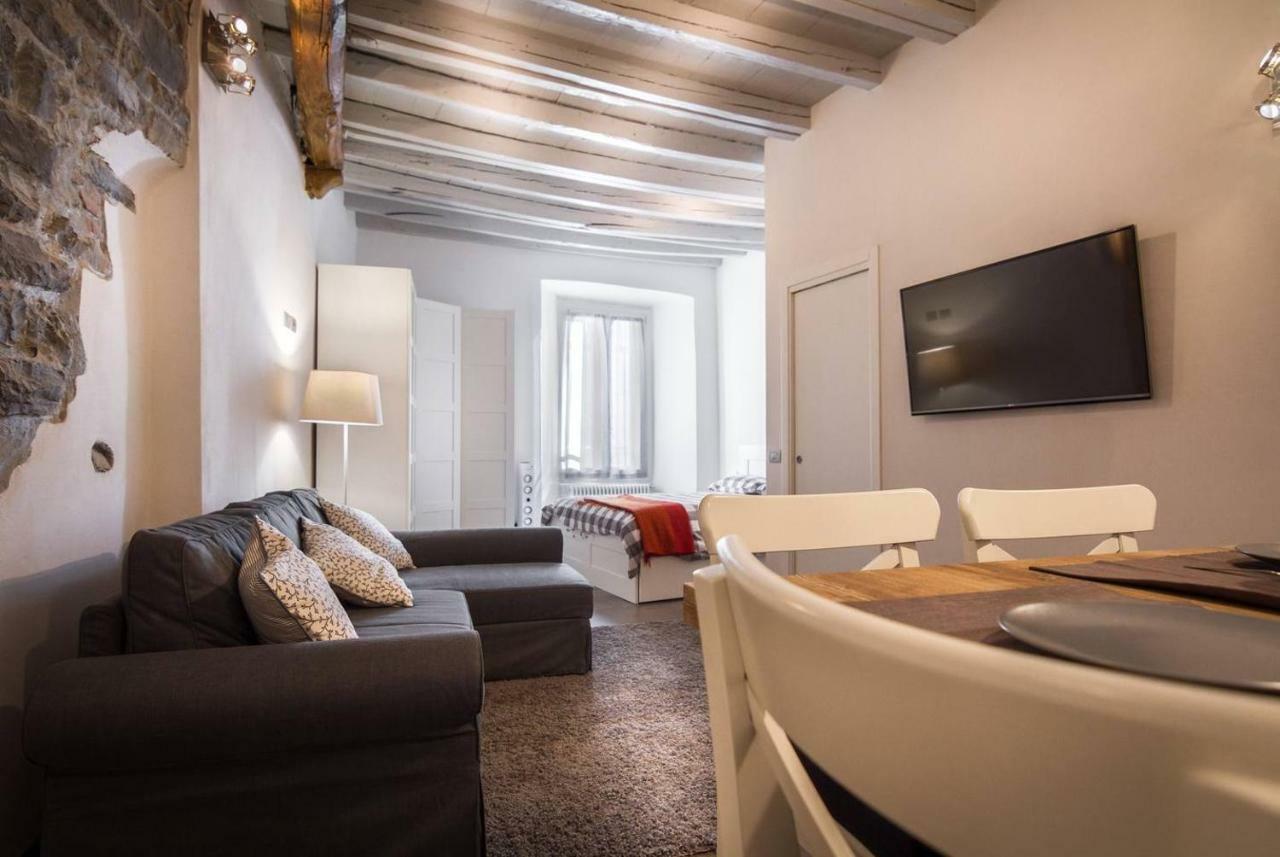 Joivy Chic Studio In Como Centre Apartamento Exterior foto