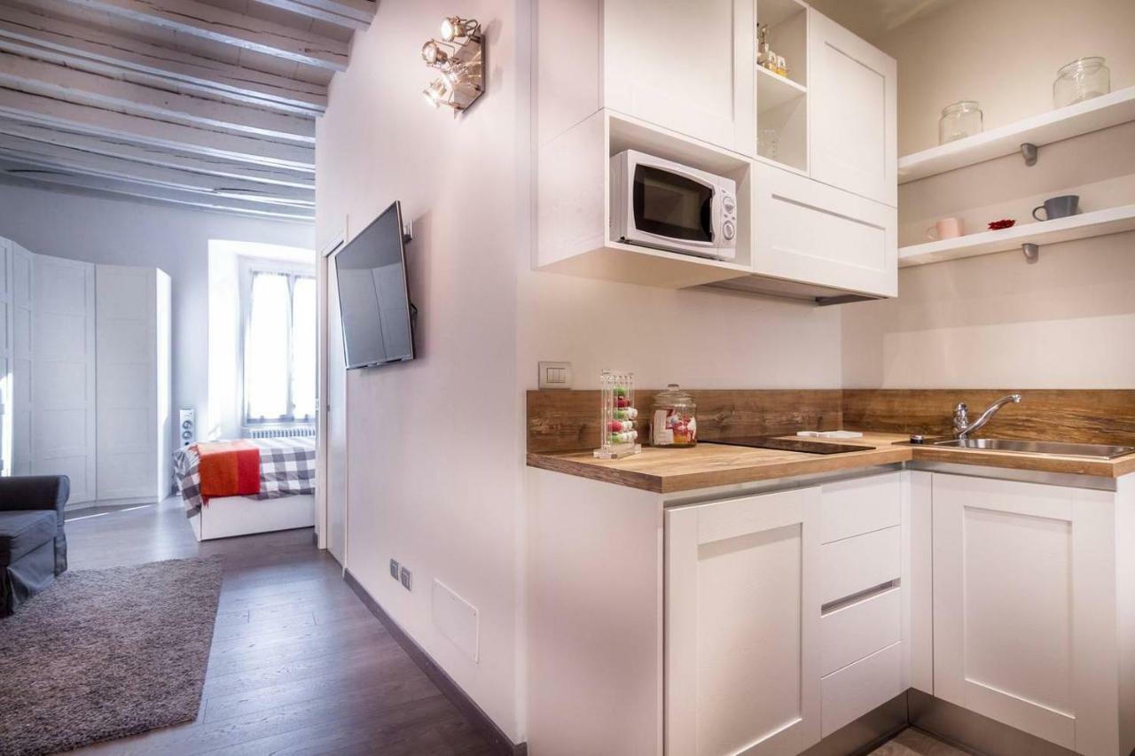 Joivy Chic Studio In Como Centre Apartamento Exterior foto