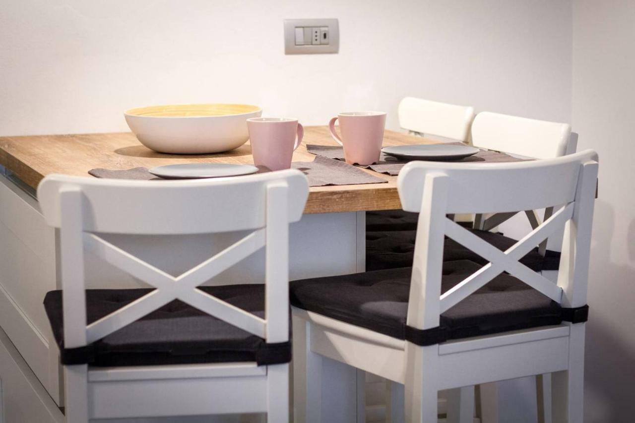 Joivy Chic Studio In Como Centre Apartamento Exterior foto